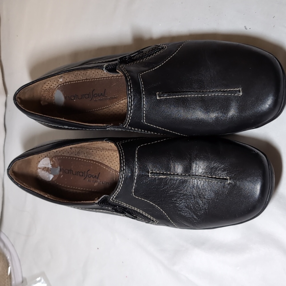 Natural Soul by Naturalizer Zip Side Shoes